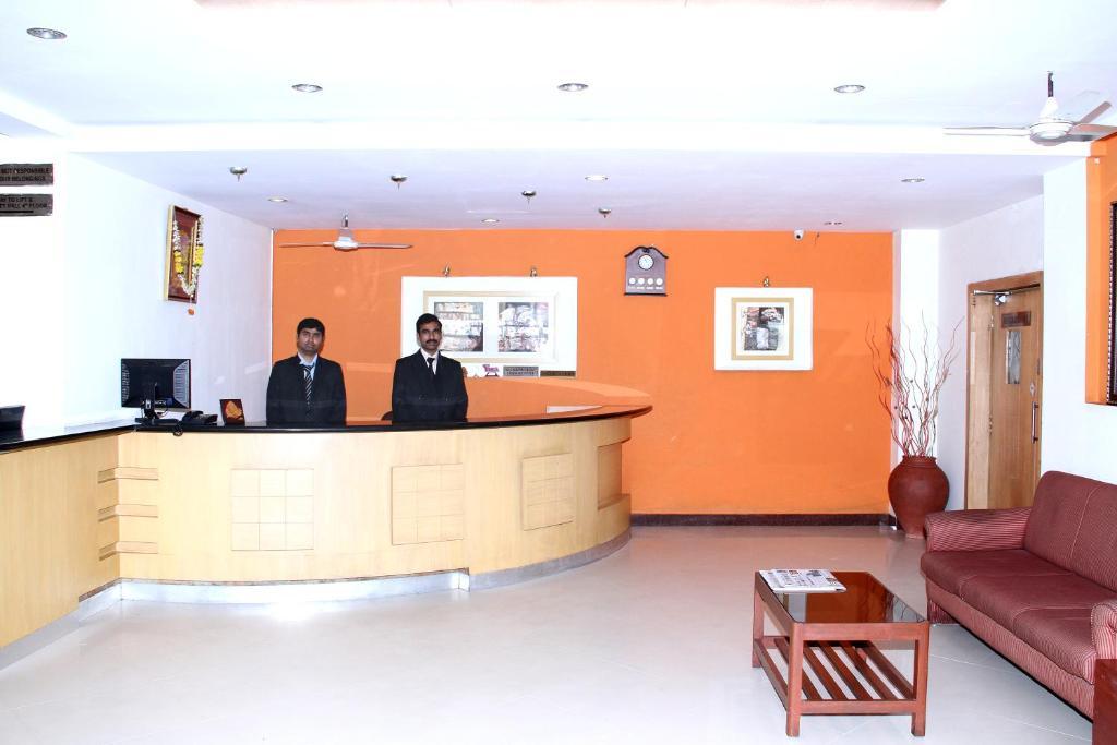 Urvasi Residency Hotel Hyderabad Room photo